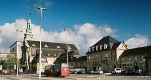 Ez a szép épület nem templom, hanem Luxembourg főpályaudvara.