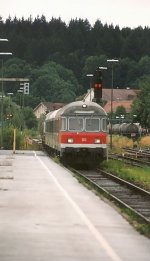 A push-pull RegionalExpress train is coming from Lindau.