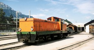 StLB's (Steiermärkische Landesbahnen) diesel-hydraulic locomotive VL 23 on the track of the Zillertalbahn