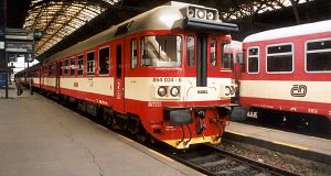 Diesel motor car 854 034, rebulit from the class 853. Power: 588 kW, highest speed allowed: 120 km/h.