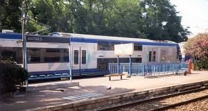 Doppelstock-Regionalexpress TER 2N 
(Baureihe Z 23500) in der Station Antibes