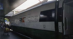 The first power car of the trainset