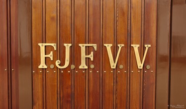 F.J.F.V.V. stands for Ferenc József Földalatti Villamos Vasút Rt. (Franz Joseph Electric Underground Railway)