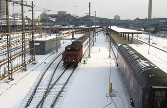After snowfall. The Ee 3/3 II are shunting in the station.